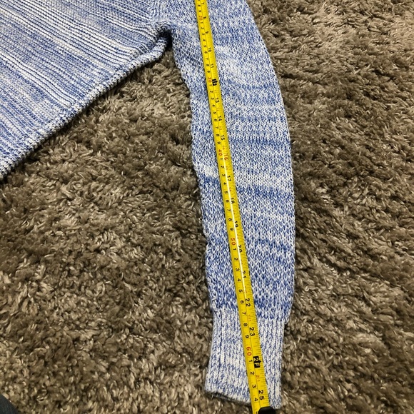 Prettigo Knitted Sweater Blue and White - Picture 3 of 8